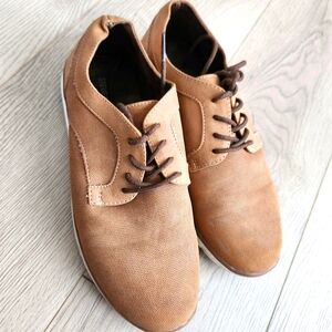 Boys Casual Dress Shoes by Steve Madden - Size 4, Tan
